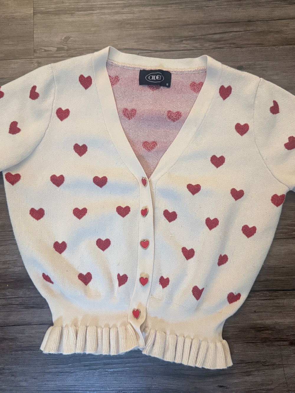 Cider Cream Cardigan with Red Heart Print